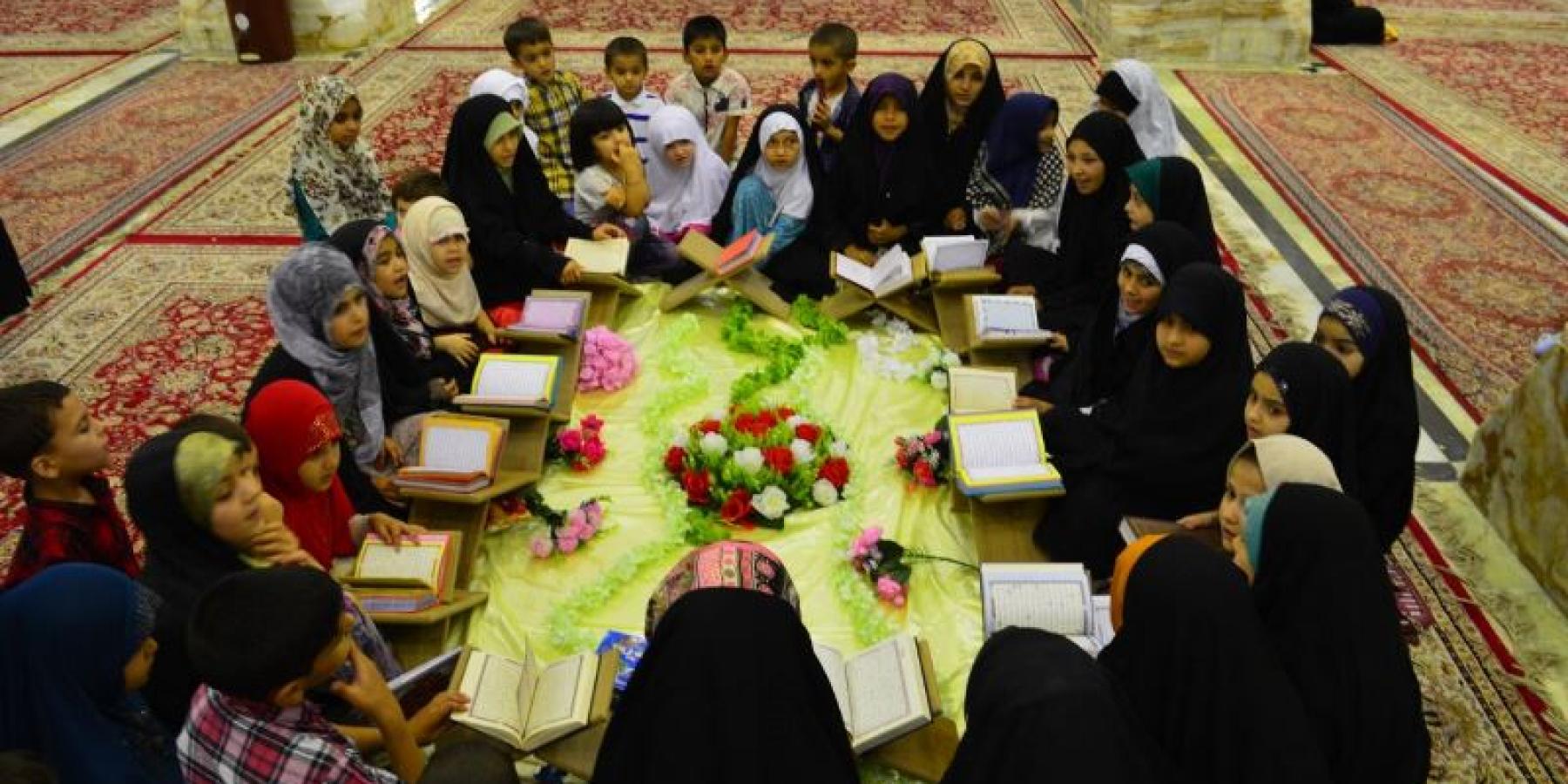 معهد الكوثر القرآني النسوي يقيم أمسية قرآنية رمضانية خاصة بالفتيات