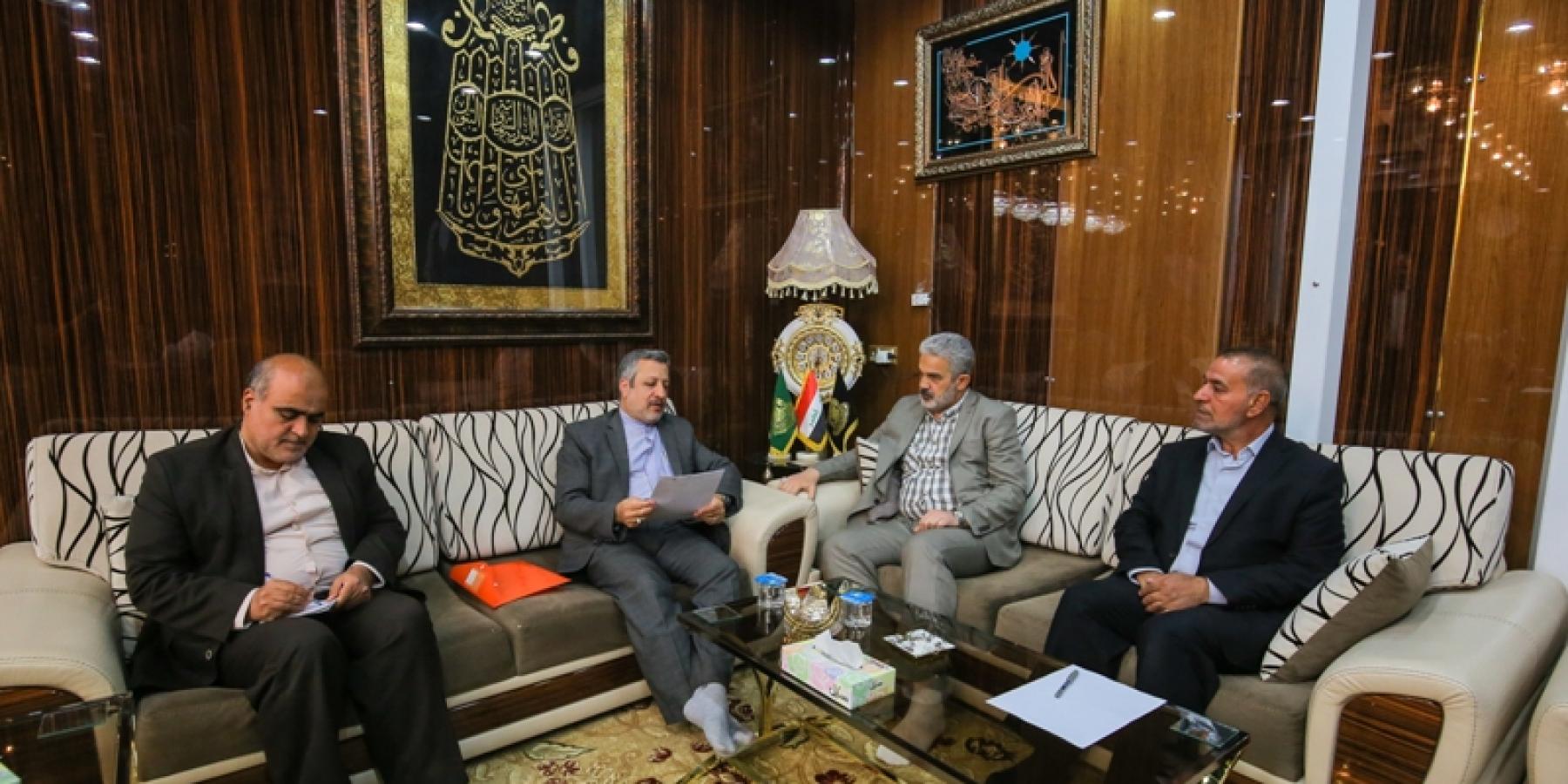 الأمين العام للعتبة العلوية يبحث مع القنصل الإيراني في النجف الأشرف سبل التعاون المشترك