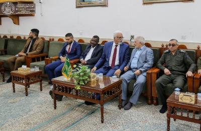 السفير السوداني في العراق والوفد المرافق له يتشرفون بزيارة العتبة العلوية المقدسة