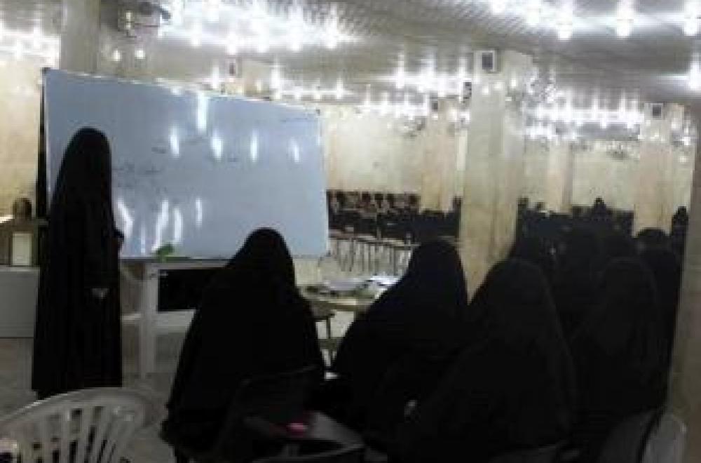 شعبة التعليم الديني النسوي في العتبة العلوية المقدسة تقيم دورتها التطويرية الفقهية الرابعة للمنتسبات