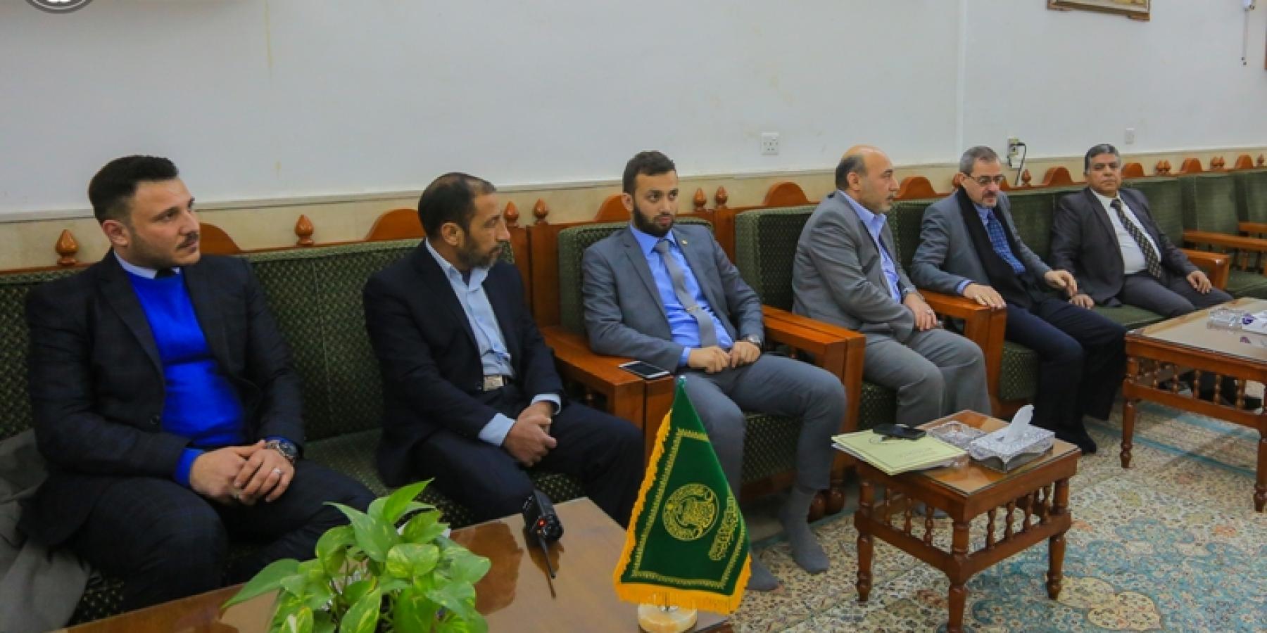  ممثلو مجلس الشعب السوري: مرقد الإمام علي (ع) يعد منطلقا للتأثير الحضاري والإنساني والحوار بين مختلف الأطياف والأديان