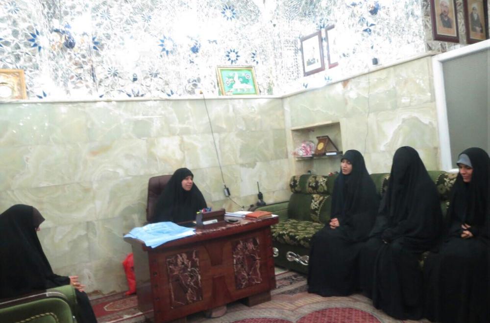 إدارة القسم النسوي في العتبة العلوية المقدسة تكرم منتسباتها الفائزات في المسابقات القرآنية التي أقامها المركز الوطني لعلوم القرآن